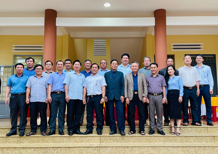 Gặp mặt cán bộ, lãnh đạo qua các thời kỳ nhân kỷ niệm 42 năm ngày thành lập huyện Ea H’leo
